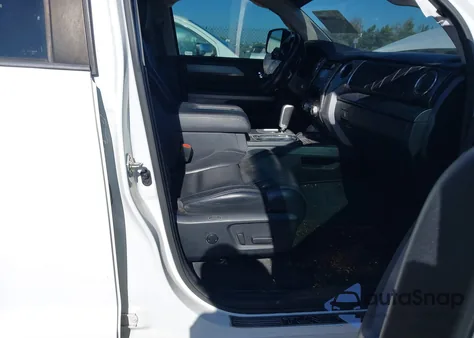 2019 Toyota Tundra Platinum 5.7L V8 from USA, damaged, VIN 5TFAY5F19KX836345